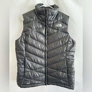 The North Face Aconcagua 550 Women’s Black Goose Down Puffer Vest Size: Medium